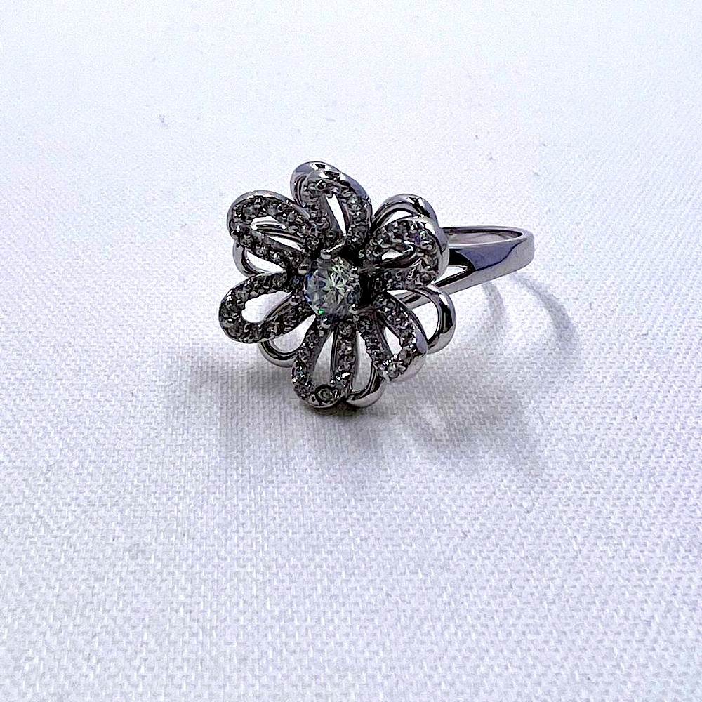 Sterling Silver Size 9 Flower Ring with CZ’s - Picture 6 of 7